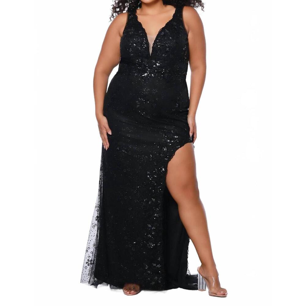 NEW SYDNEY'S CLOSET curve-hugging glitter mesh gown in onyx